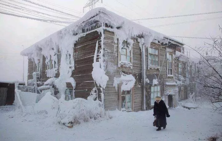 The Coldest Village In The World, Where It Is So Cold That Even Eyelashes Freeze (Photos))