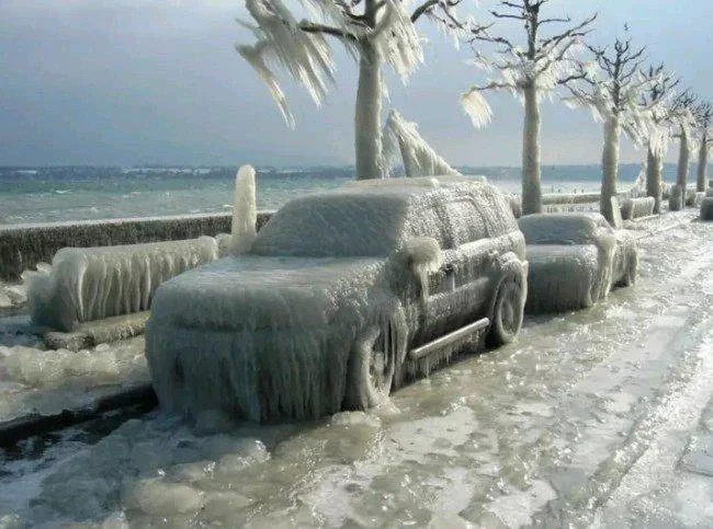 The Coldest Village In The World, Where It Is So Cold That Even Eyelashes Freeze (Photos))