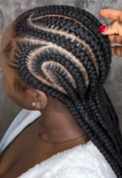 Fascinating Ghana braids hairstyles that stands out.