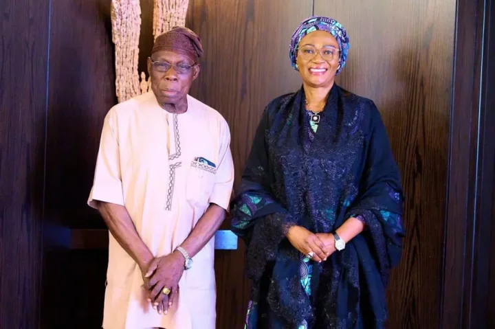 Obasanjo visits Nigeria's First Lady 48 hours after wearing 'Tinubu cap'