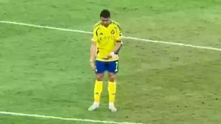 Cristiano Ronaldo spotted 'talking to himself' as bizarre clip emerges after crushing Al Nassr defeat (Video) Cristiano Ronaldo spotted 'talking to himself' as bizarre clip emerges after crushing Al Nassr defeat (Video)