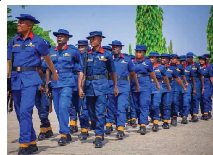 Angry Mob Beats Soldier For Allegedly Killing NSCDC Officer In Oyo