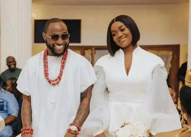 Davido fires back at Sarah Martins over comment about Chioma