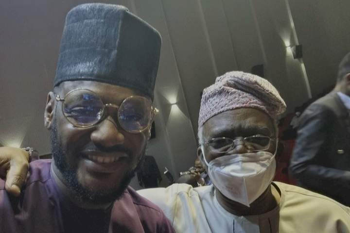 "I finally met the true bahdt guy" - 2Baba meets Falz's father, Femi Falana (Photo)