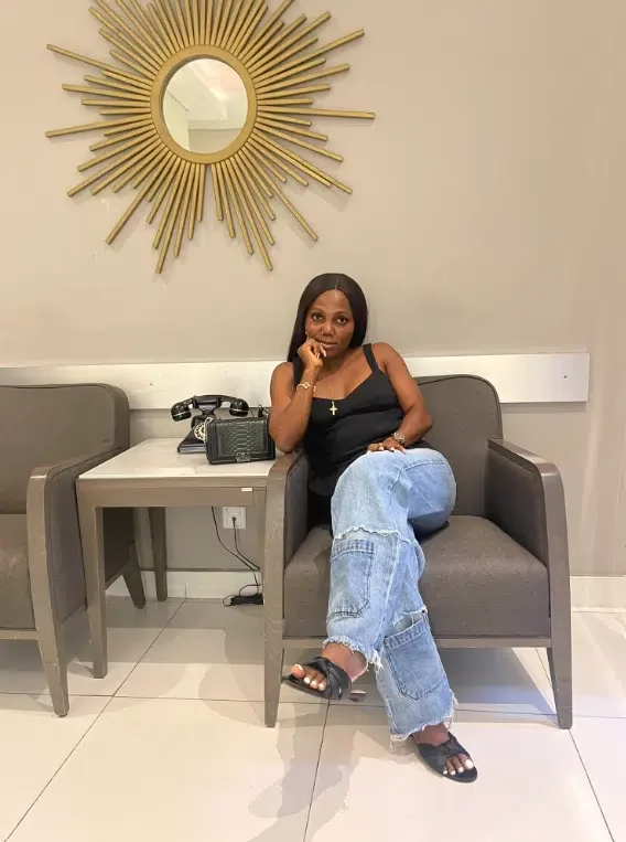 'Looking for a mature partner' - Lady in search of husband, advertises herself, shares stunning photos online