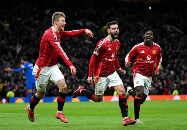 MNU 2:1 RAN: 2 Things Learned from Man United's Hard-Fought Victory in the Europa League