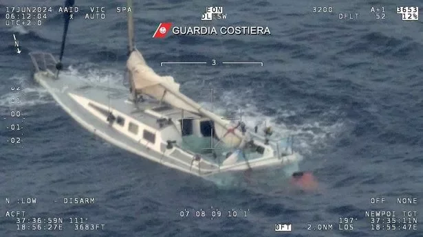 Eleven people killed and dozens missing after two shipwrecks off Italian coast