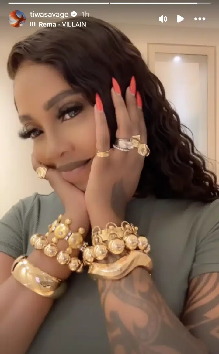 Tiwa Savage flaunts engagement ring, wedding band