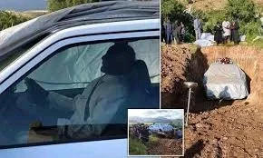 See The People Who Are Buried with Their Wealth