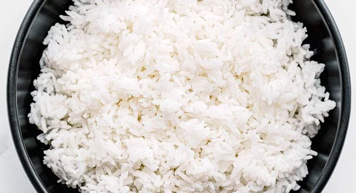 What happens to your body if you eat rice every day?