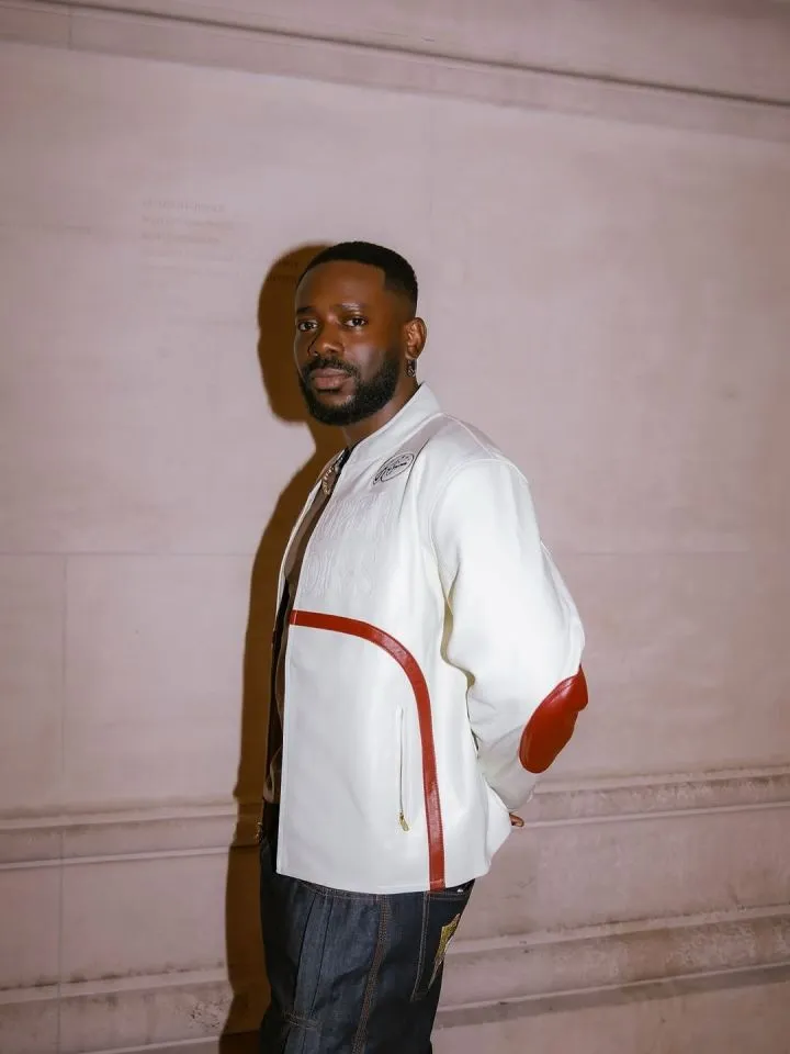 Adekunle Gold reacts as bank uses his first-class giveaway for advert