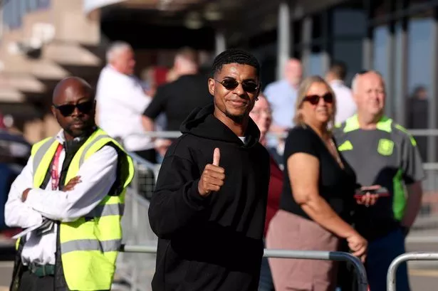 Marcus Rashford given huge Man Utd exit boost as dream transfer move back on
