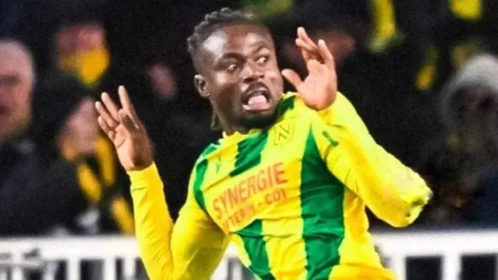 Transfer: Yobo urges Simon to consider Premier League move