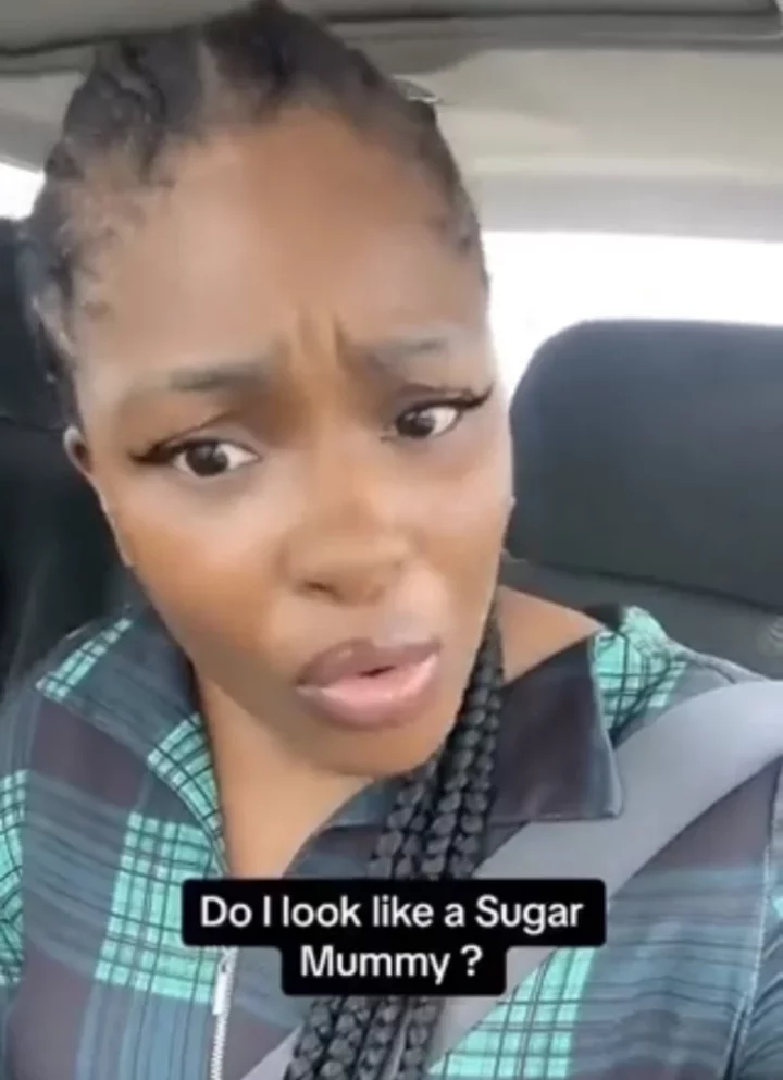 'Do I look like a sugar mummy' - 30 year old lady questions as 19 year old boy asks her out