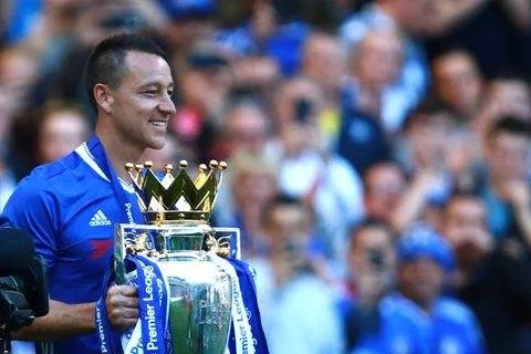 John Terry  was the Premier League Player of the Month for January 2005 (IMAGO)
