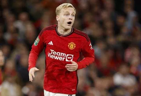 What a disgrace! €40m signing set to leave Manchester United for just €500K