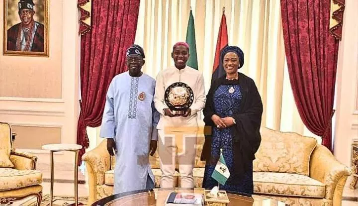 Asisat Oshoala presents CAF award to President Tinubu and First Lady (photos)