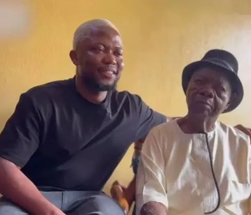 He Made Magic - Brain Jotter Mourns Legendary Musician, Mike Ejeagha He Made Magic - Brain Jotter Mourns Legendary Musician, Mike Ejeagha