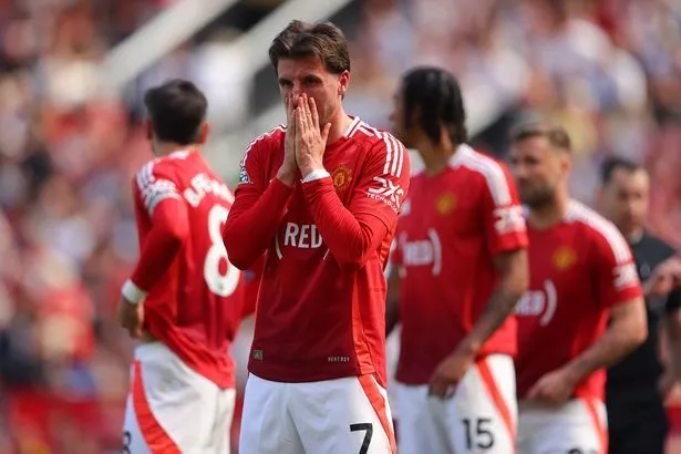 Mason Mount of Manchester United looks dejected during the Premier League match between Manchester United FC and West Ham United FC.