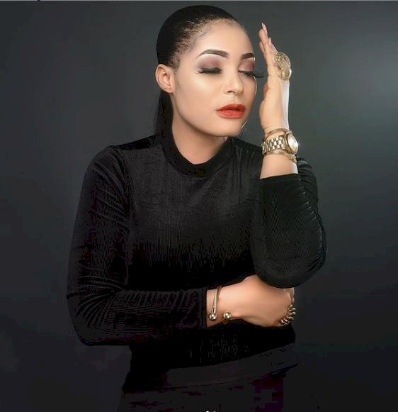 “Wetin dey happen to one love made in heaven?” – Actress, Sophia Williams shades ex-husband, Tchidi Chikere and Nuella Njubigbo amid divorce rumours