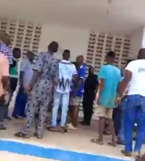 We are under attack - Ondo community protests as suspected herdsmen kill abducted farmer, collect N400,000 ransom to release his son (video)