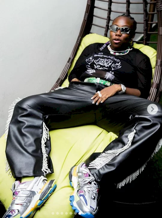 Teni shows off a slimmer figure in new photos 