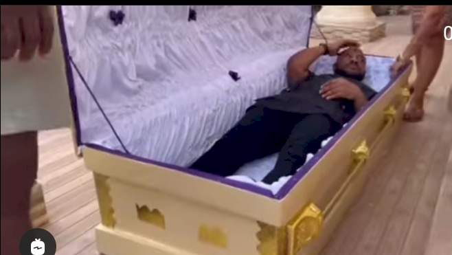 "I'm shooting a romance film" - Yul Edochie defends self as he lies inside a coffin shortly after FG banned money ritual movies (Video)