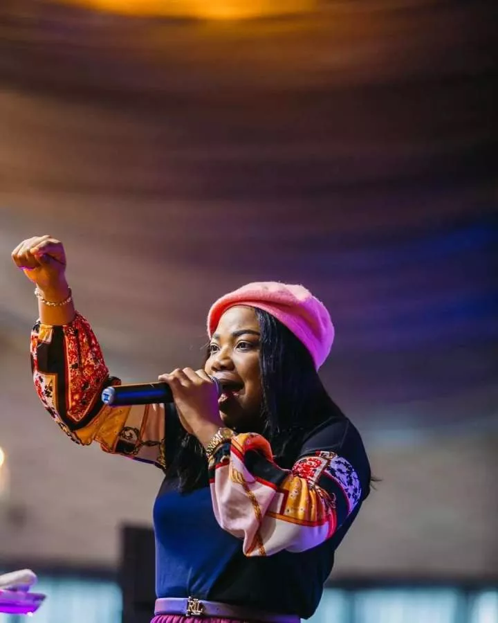 'Thank God for salvation' - Reactions as throwback video of Mercy Chinwo performing Fela's 'Zombie' surfaces (Watch)