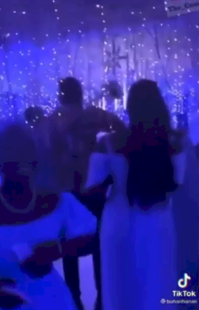 'Shebi na National budget, we go blow am like trumpet' - Reactions as Buhari's daughter, friends sing at brother's wedding (Video)