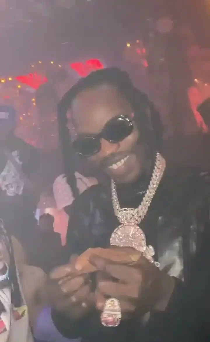 Naira Marley reportedly spotted smoking in club few days after joining NDLEA campaign