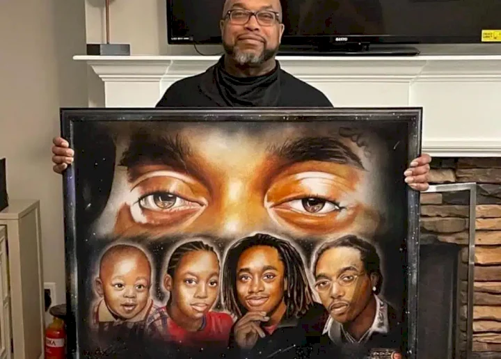 Takeoff's father receives son's portrait from Ron Da Don (Video)