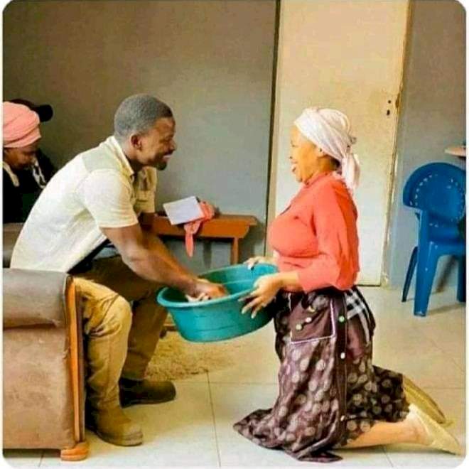 'I have no interest to move from our old ways' - South African woman explains how she intends to serve her husband like a 'king'
